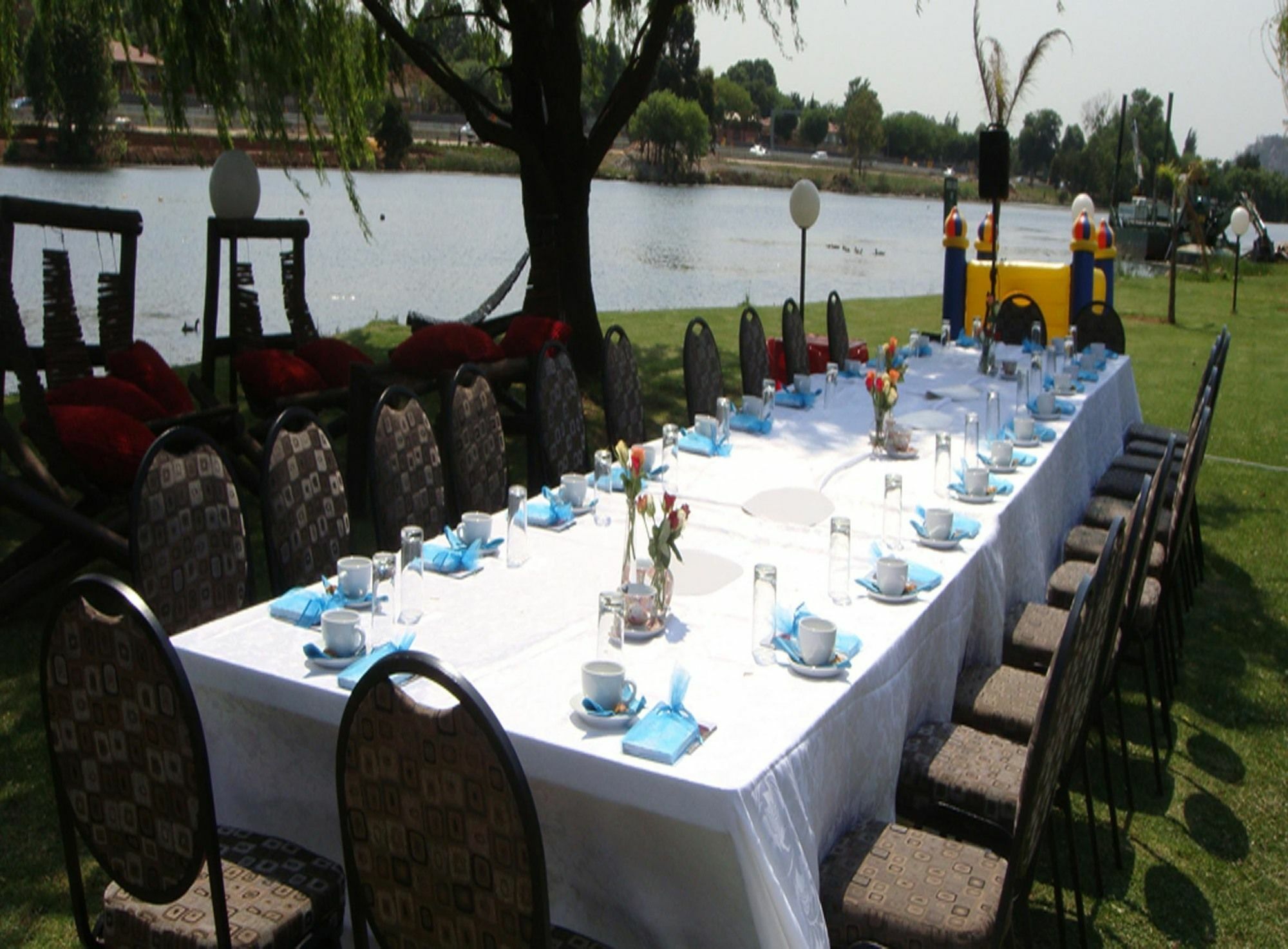 The Lakes Hotel & Conference Centre Бенони Екстериор снимка